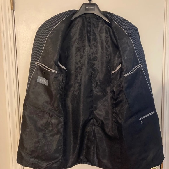 Madison Men’s Sport Coat - Picture 3 of 5